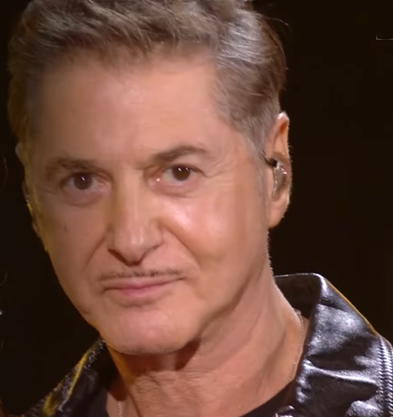Étienne Daho, Auteur-compositeur-interprète et acteur français